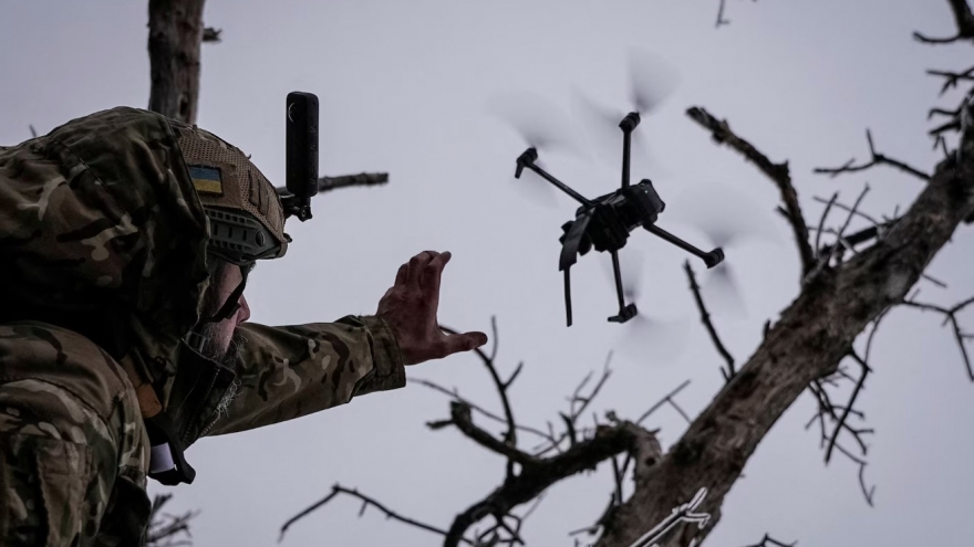 Xung đột Nga-Ukraine: AI có thể hoàn toàn thay thế con người khi UAV "lên ngôi"?